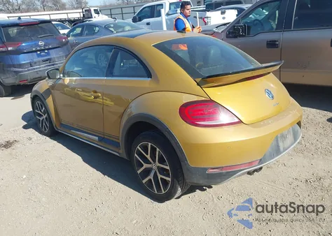 2017 Volkswagen Beetle 1.8T Dune из США, поврежденный, VIN 3VWS17AT1HM621065